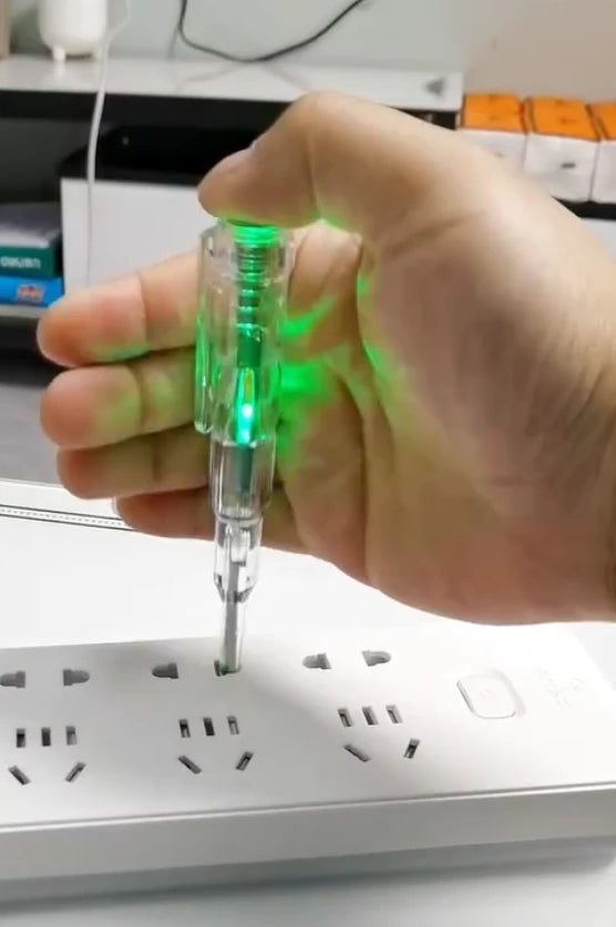 Non-Touch Magnetic Power Detector
